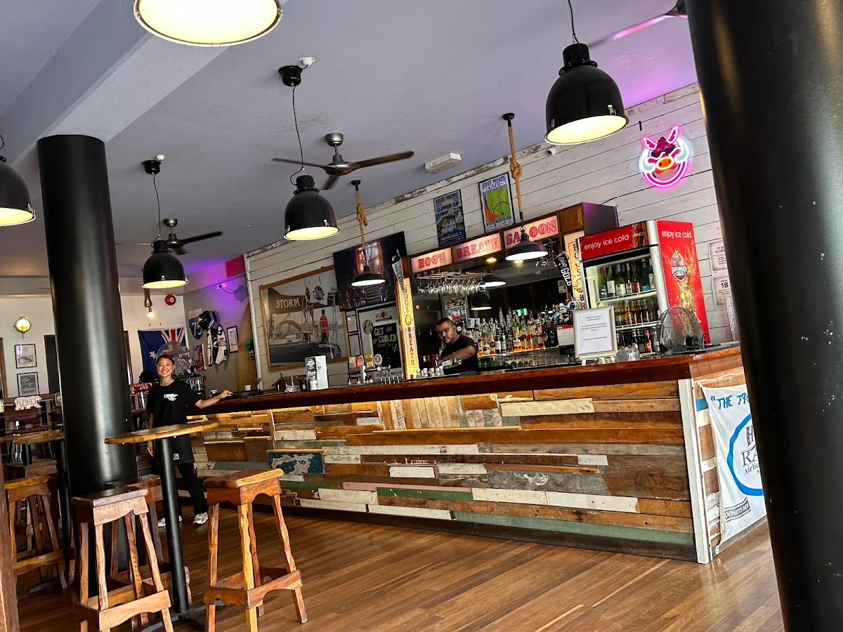 Vibe, Hog's Breath Cafe Airlie Beach - The Original Hog's Breath - Ave 4.9 Stars last 23 months
