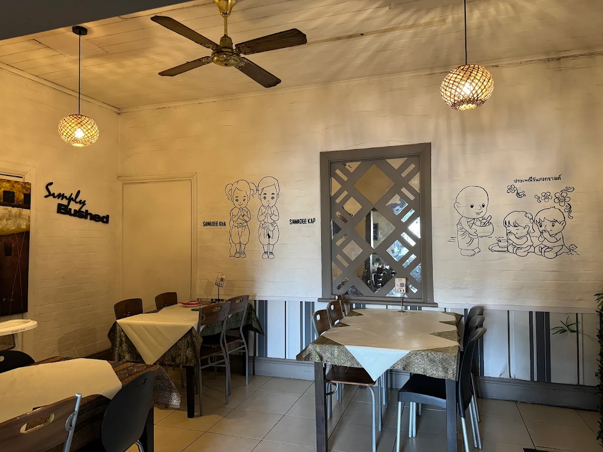 Vibe, Buk Choy Thai Restaurant