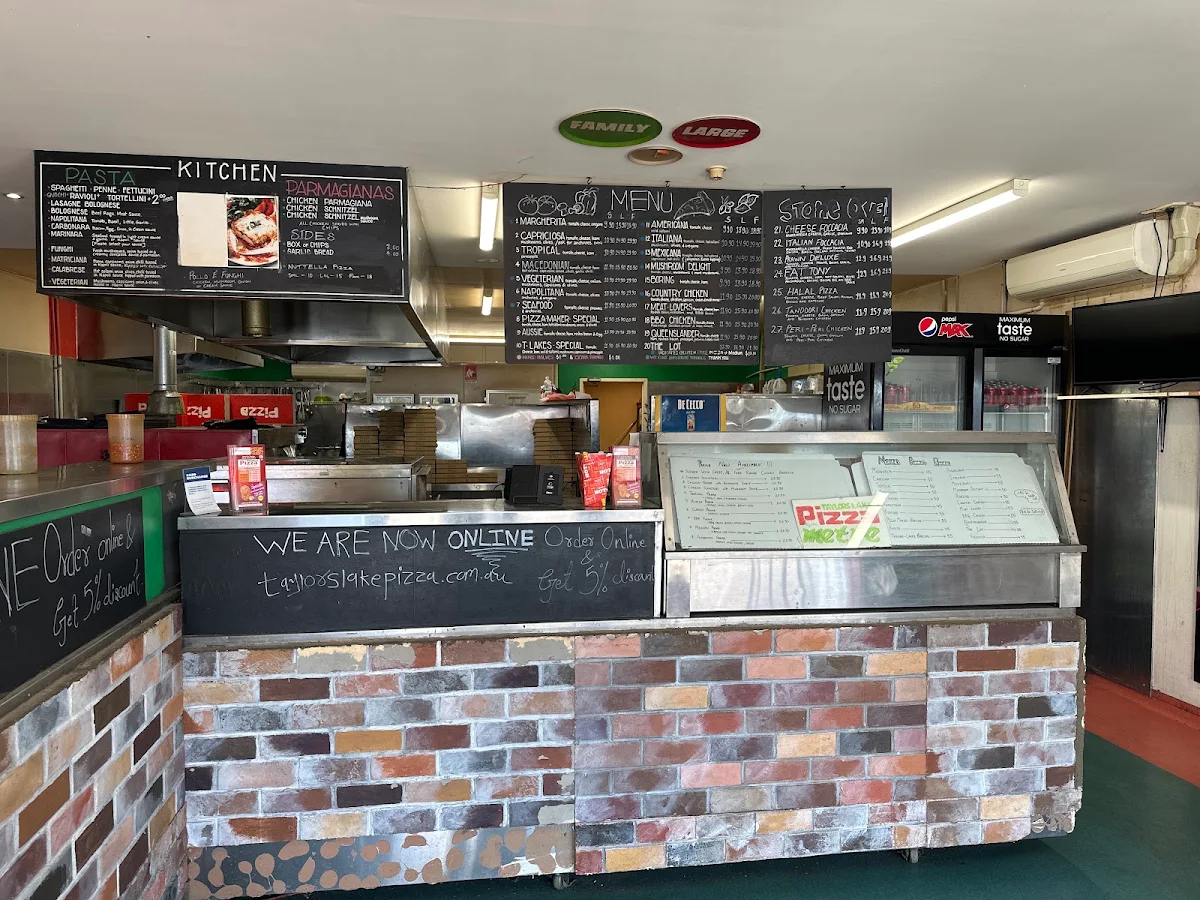 Menu, Taylors Lakes Pizza