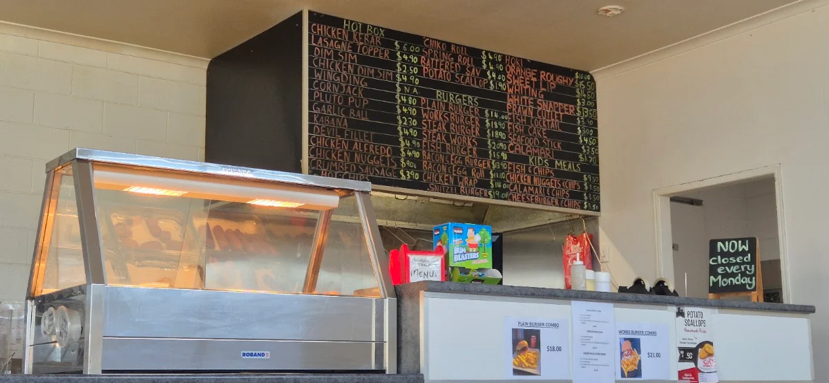 Menu, Hendo's Takeaway & Cafe