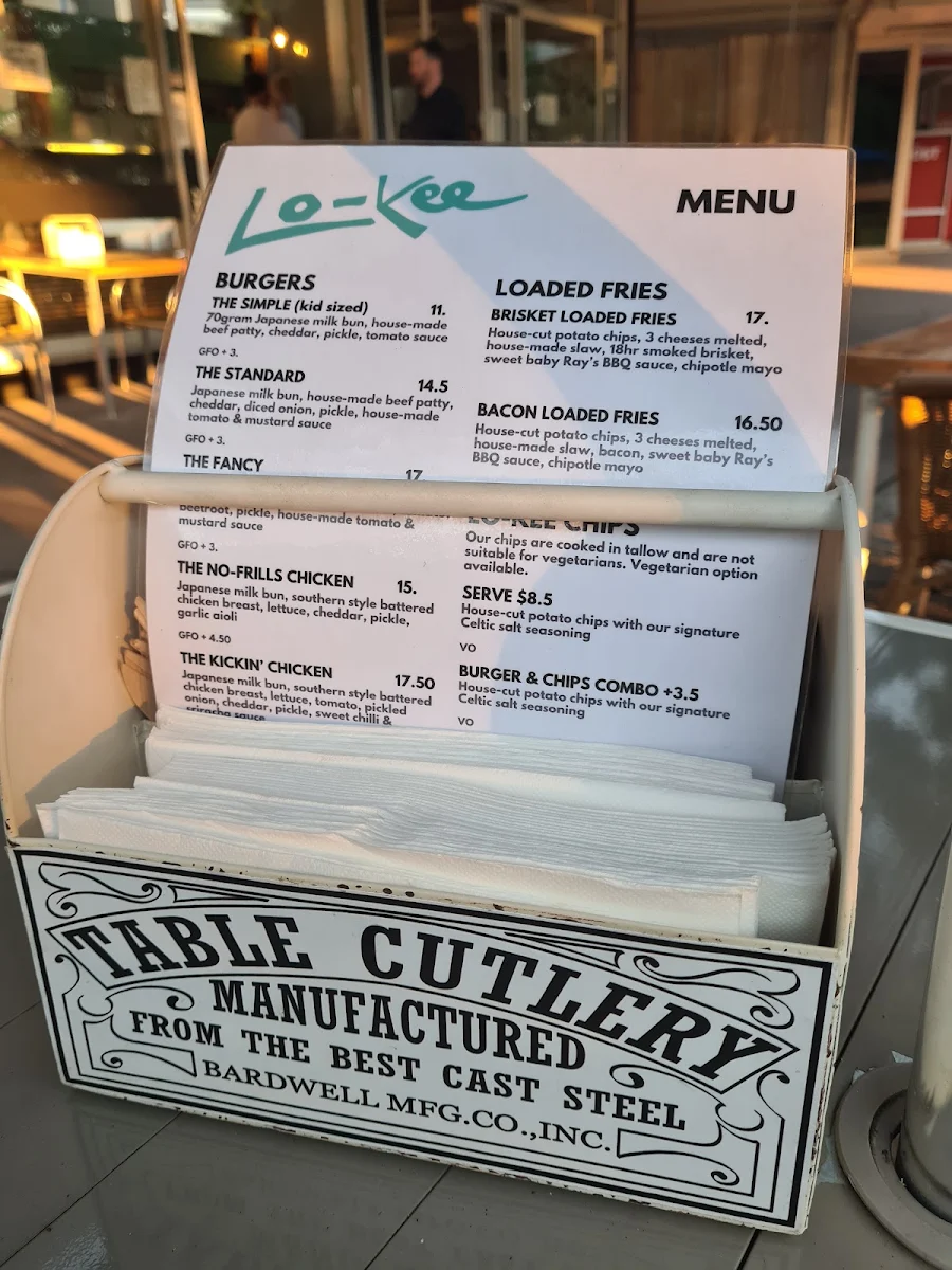 Menu, Lo-Kee Burger