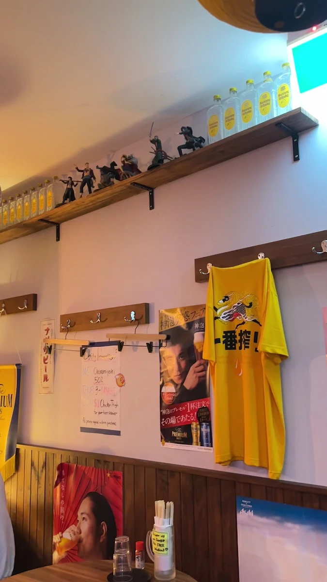 Vibe, Yakitori Bar Kitsch Tokyo