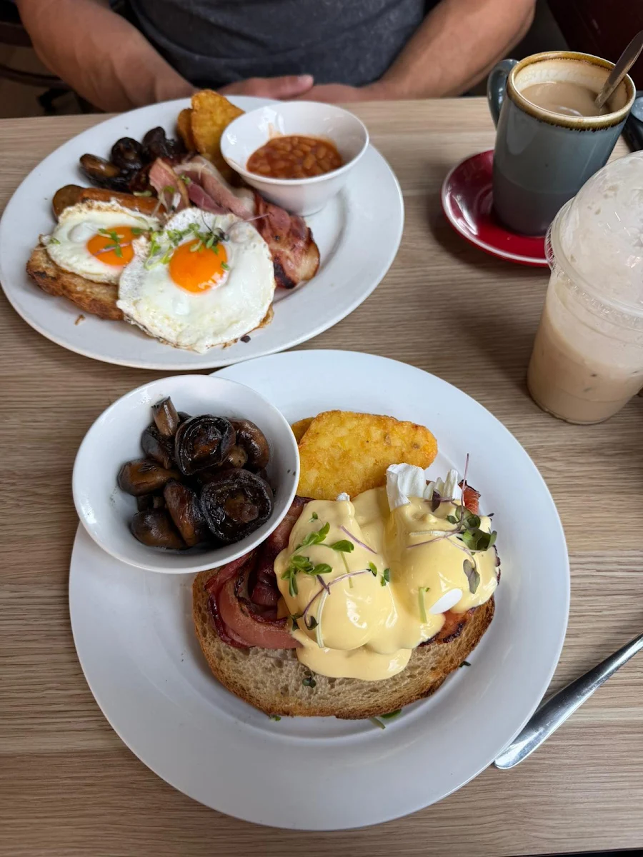 Food & drink, Gullivers cafe
