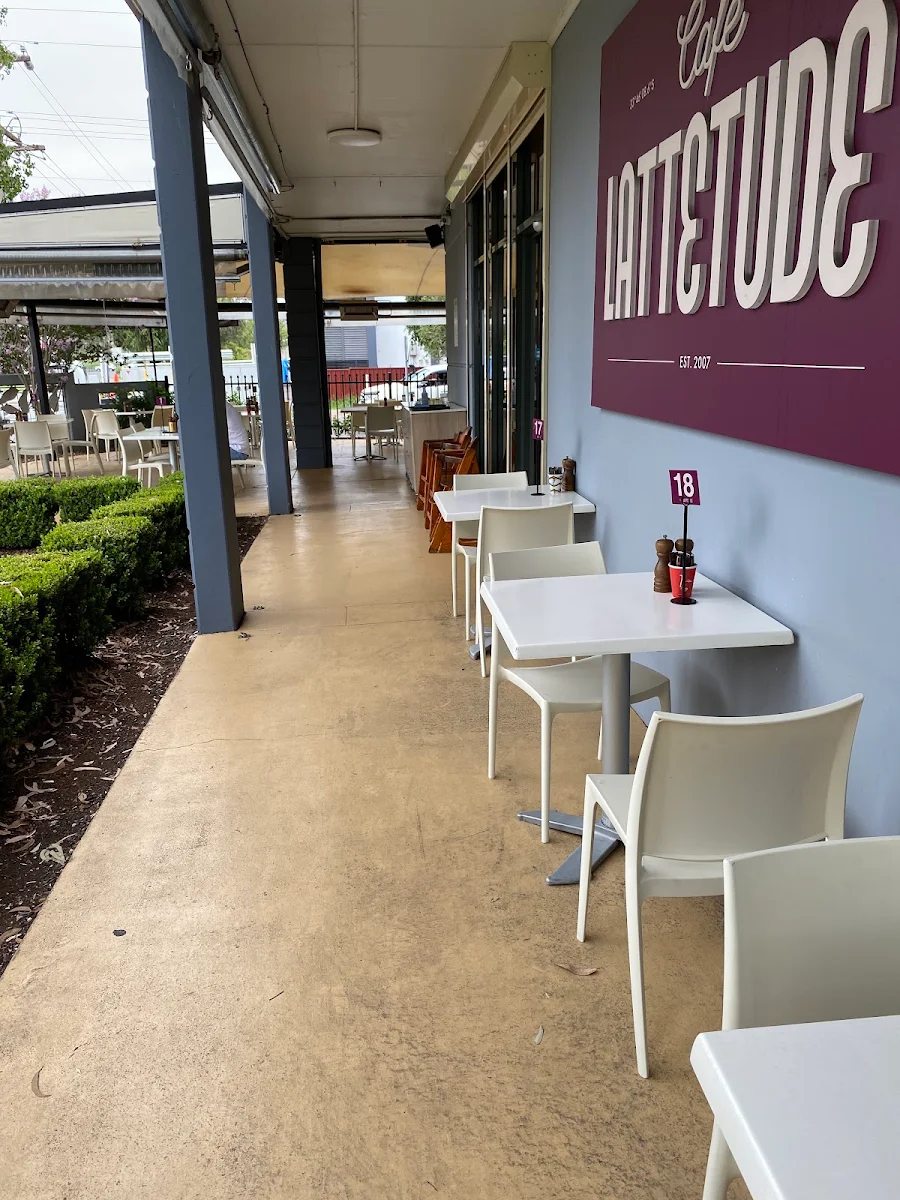 Vibe, Cafe Lattetude