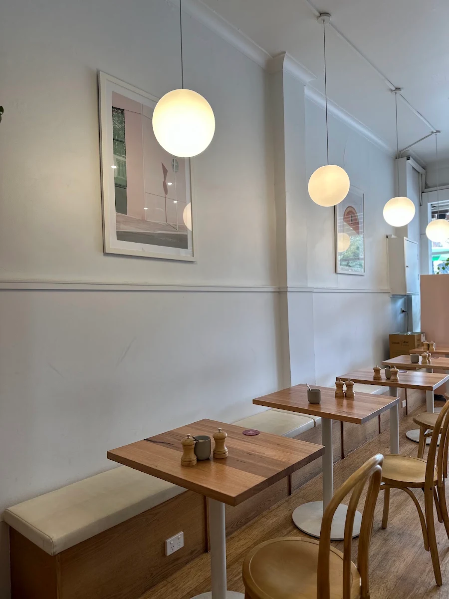 Vibe, Seymour Cafe