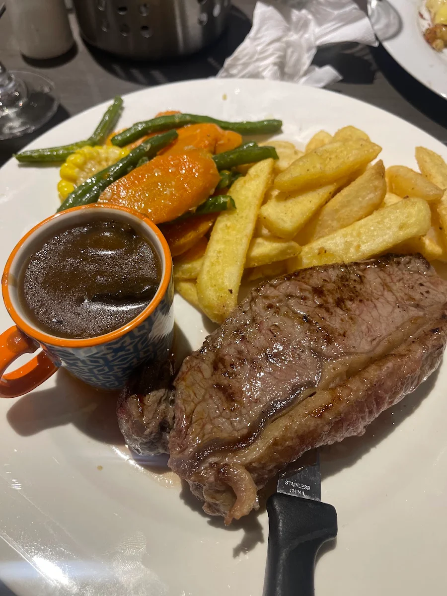 Food & drink, The Britannia Hotel