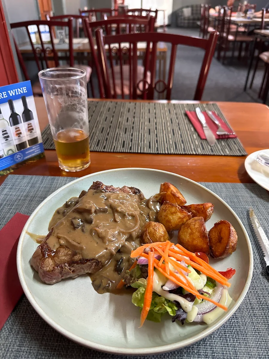 Food & drink, Royal Hotel Balaklava