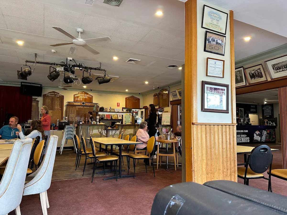 The Wombarra Bowlo & Thai Food cover