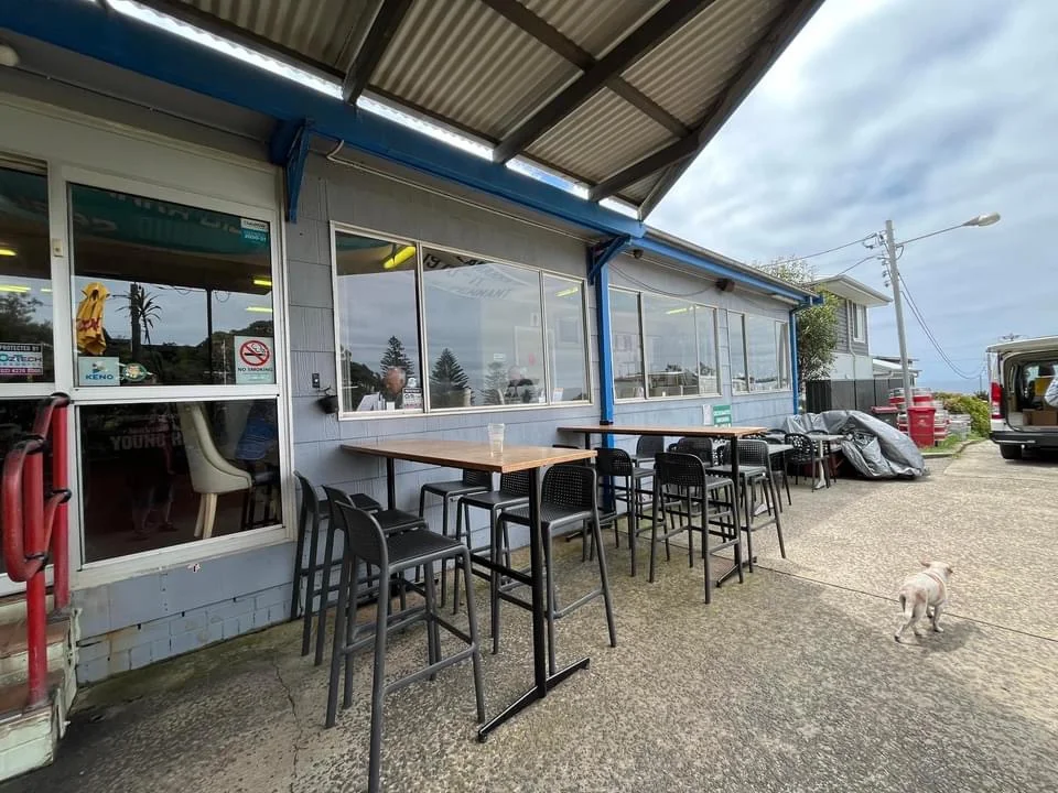 Vibe, The Wombarra Bowlo & Thai Food