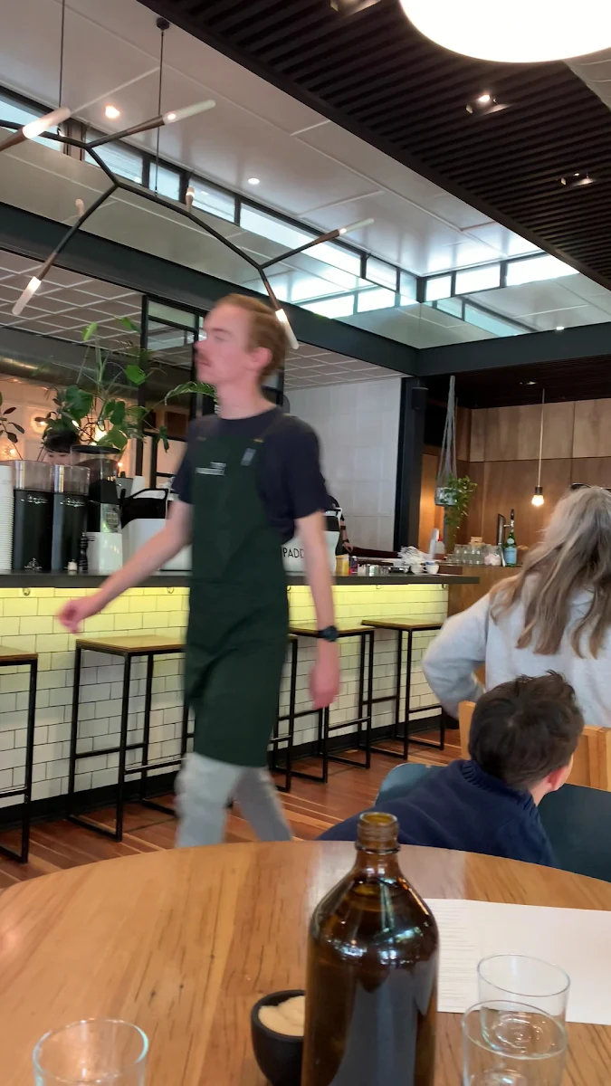 Vibe, Top Paddock Cafe