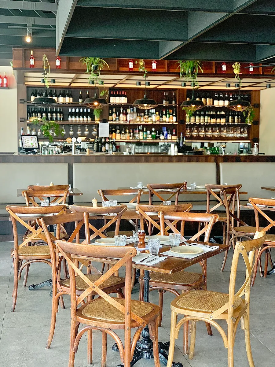 Vibe, Roy's by Gemelli