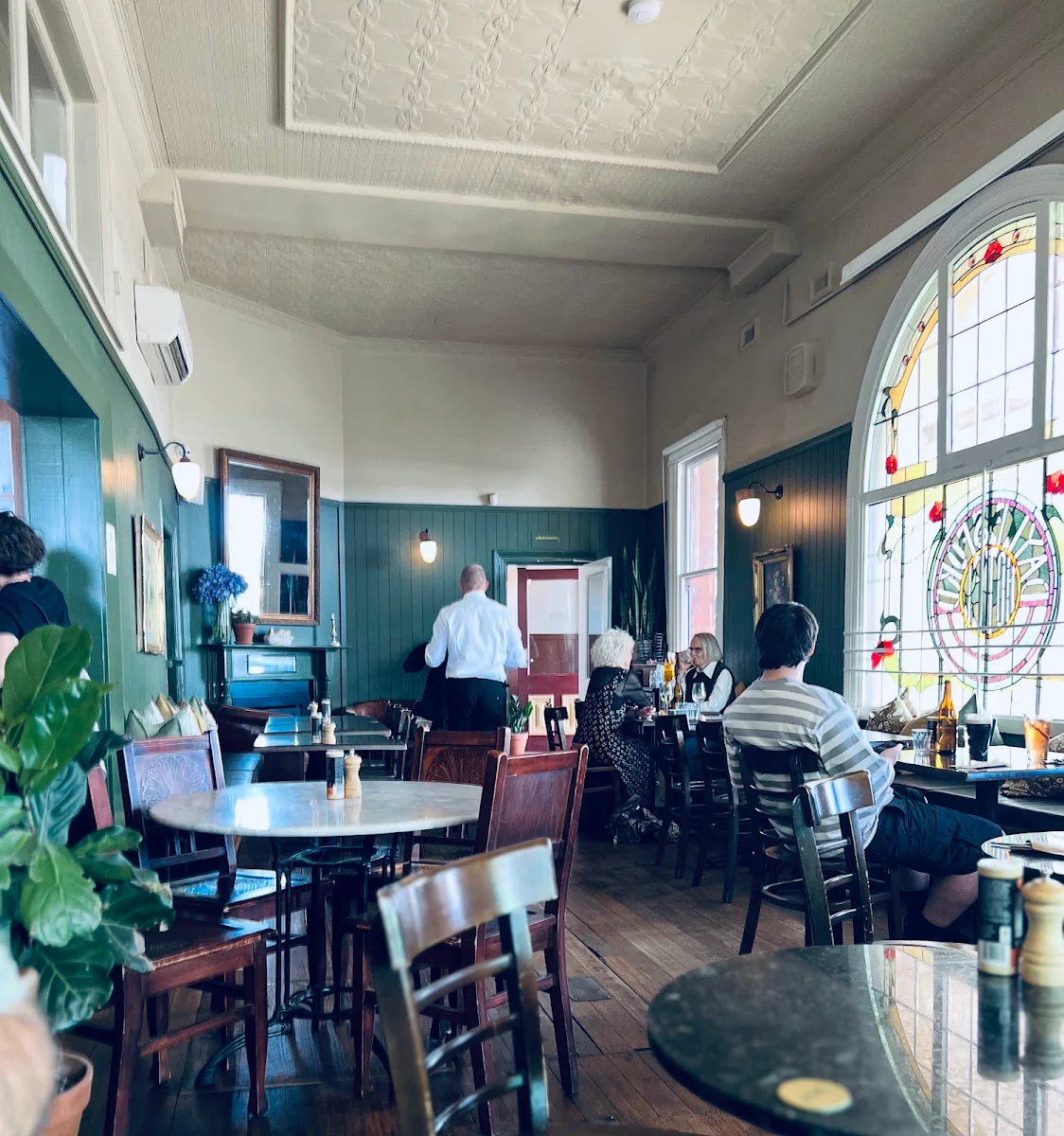 Vibe, Daylesford Hotel