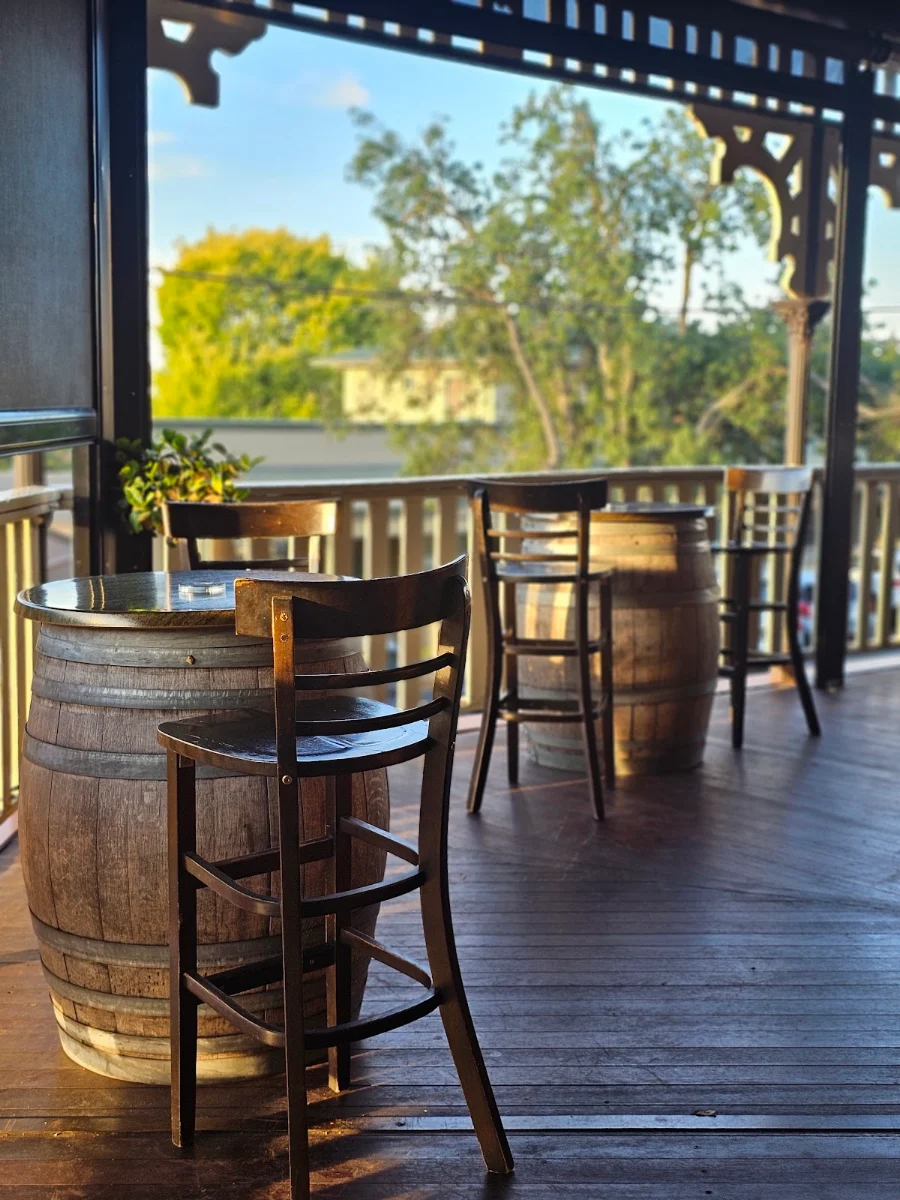 Vibe, Daylesford Hotel