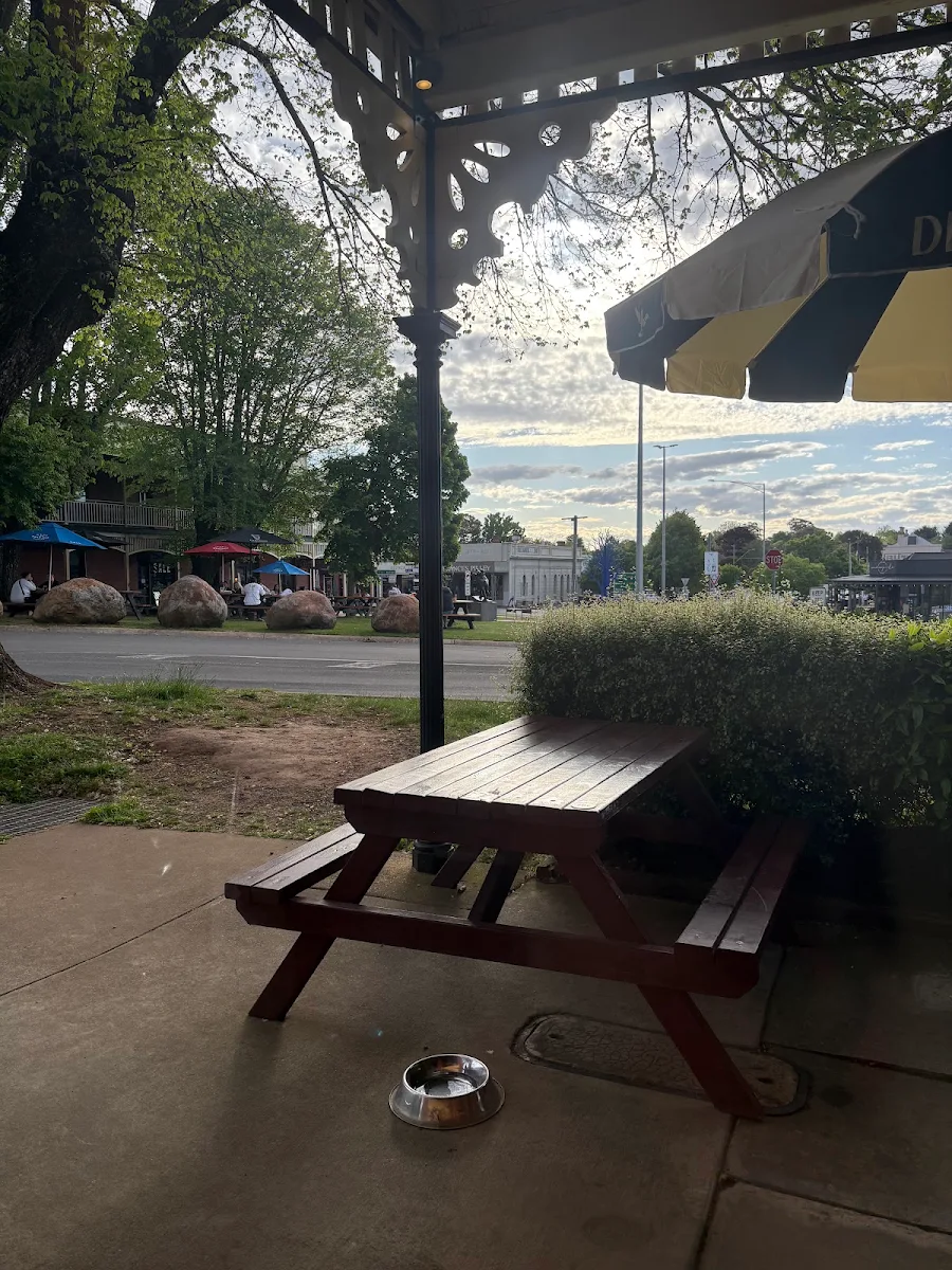Vibe, Daylesford Hotel