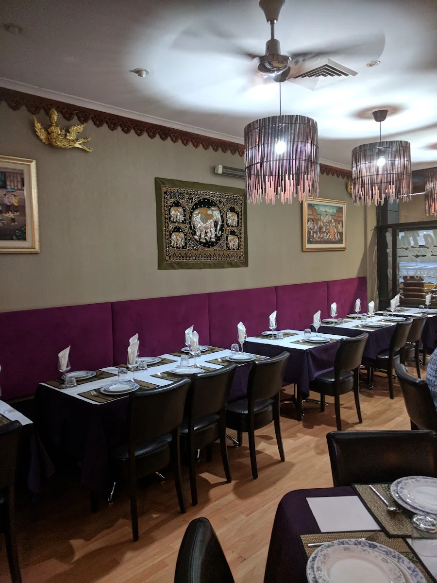 Vibe, Sala Thai Restaurant