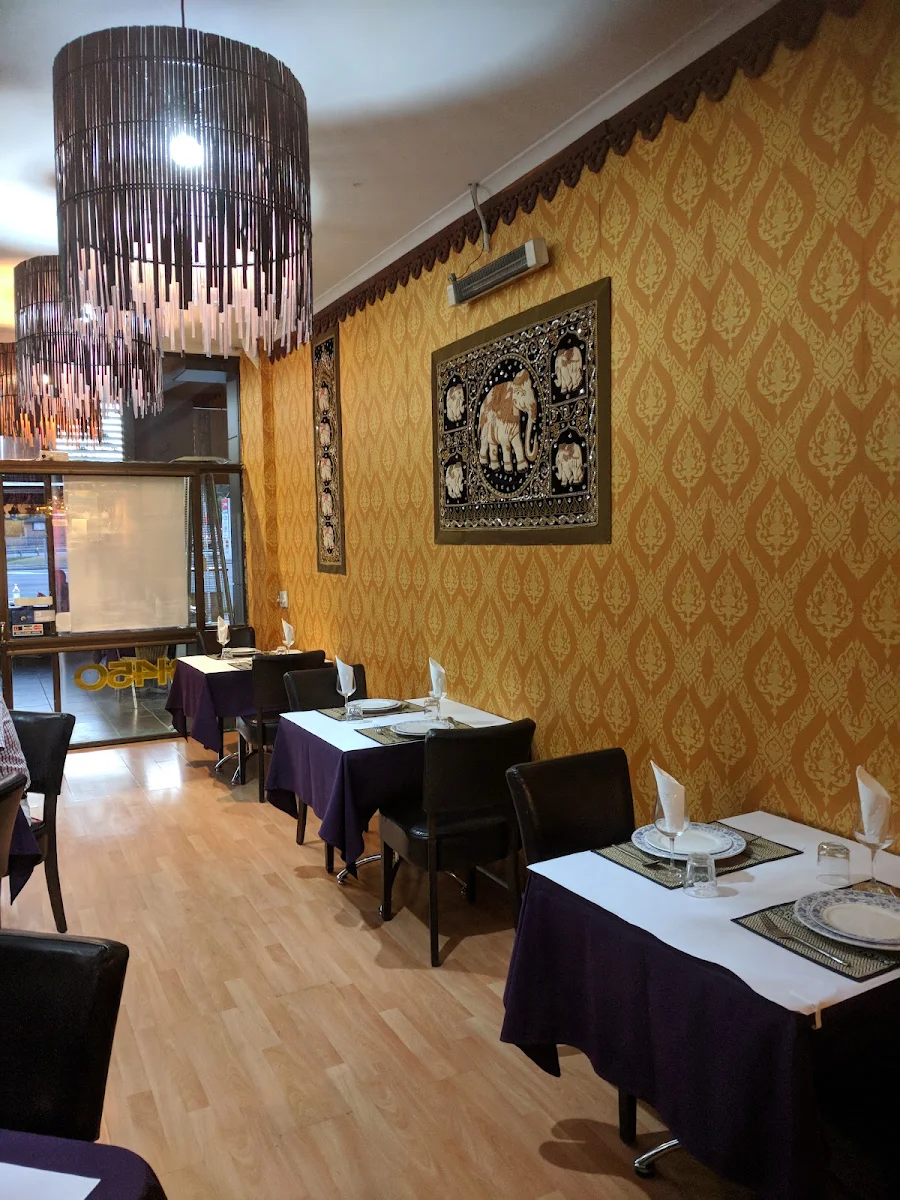Vibe, Sala Thai Restaurant
