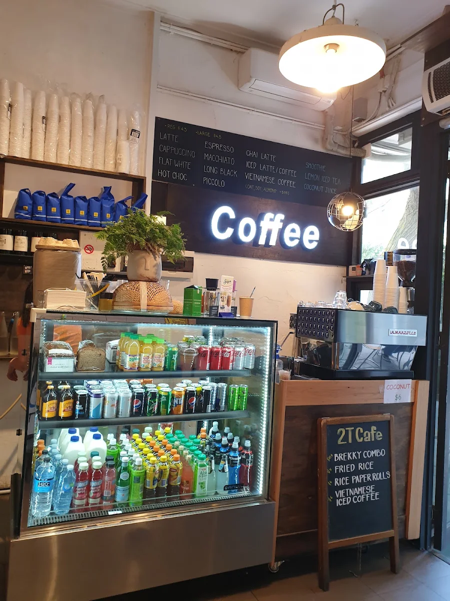 Vibe, 2T Cafe