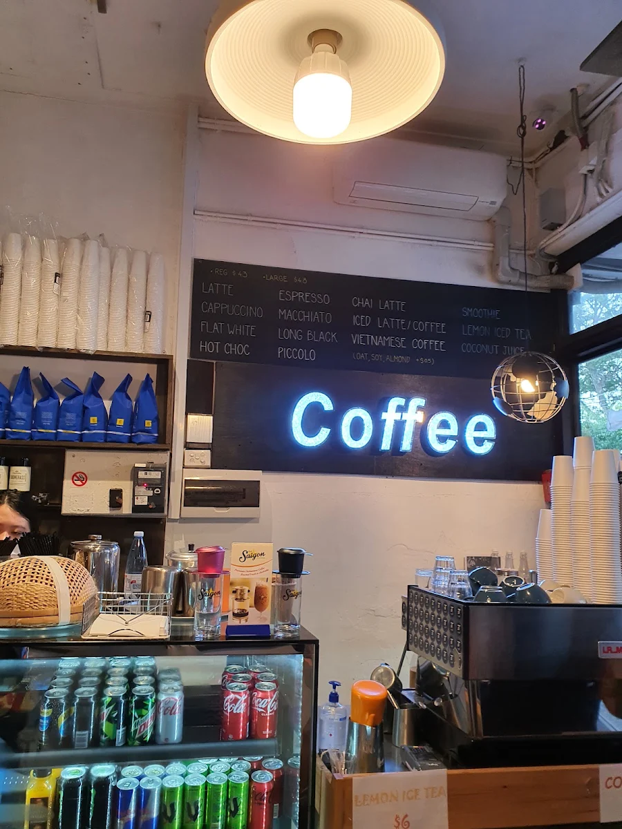 Vibe, 2T Cafe