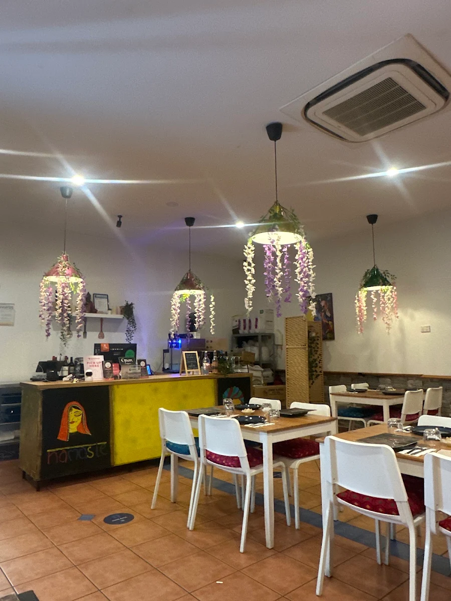 Vibe, Masala Flames Indian Cuisine