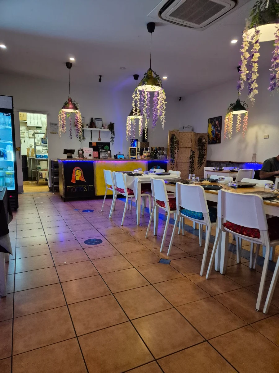 Vibe, Masala Flames Indian Cuisine