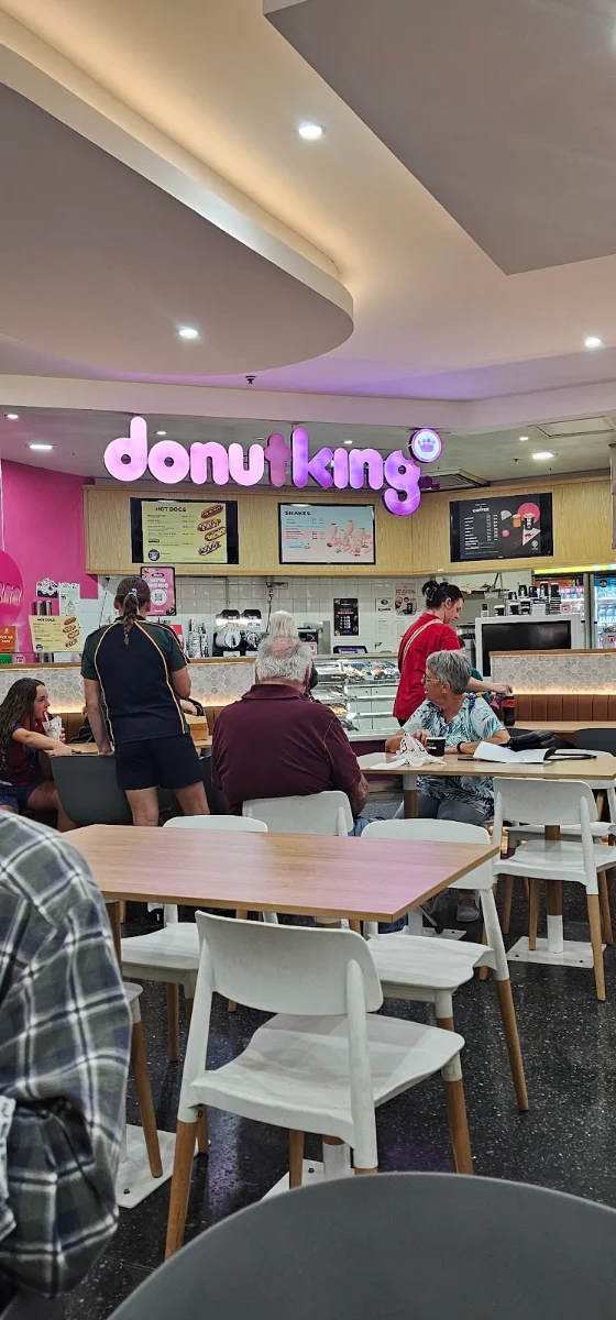 Vibe, Donut King Dubbo Square