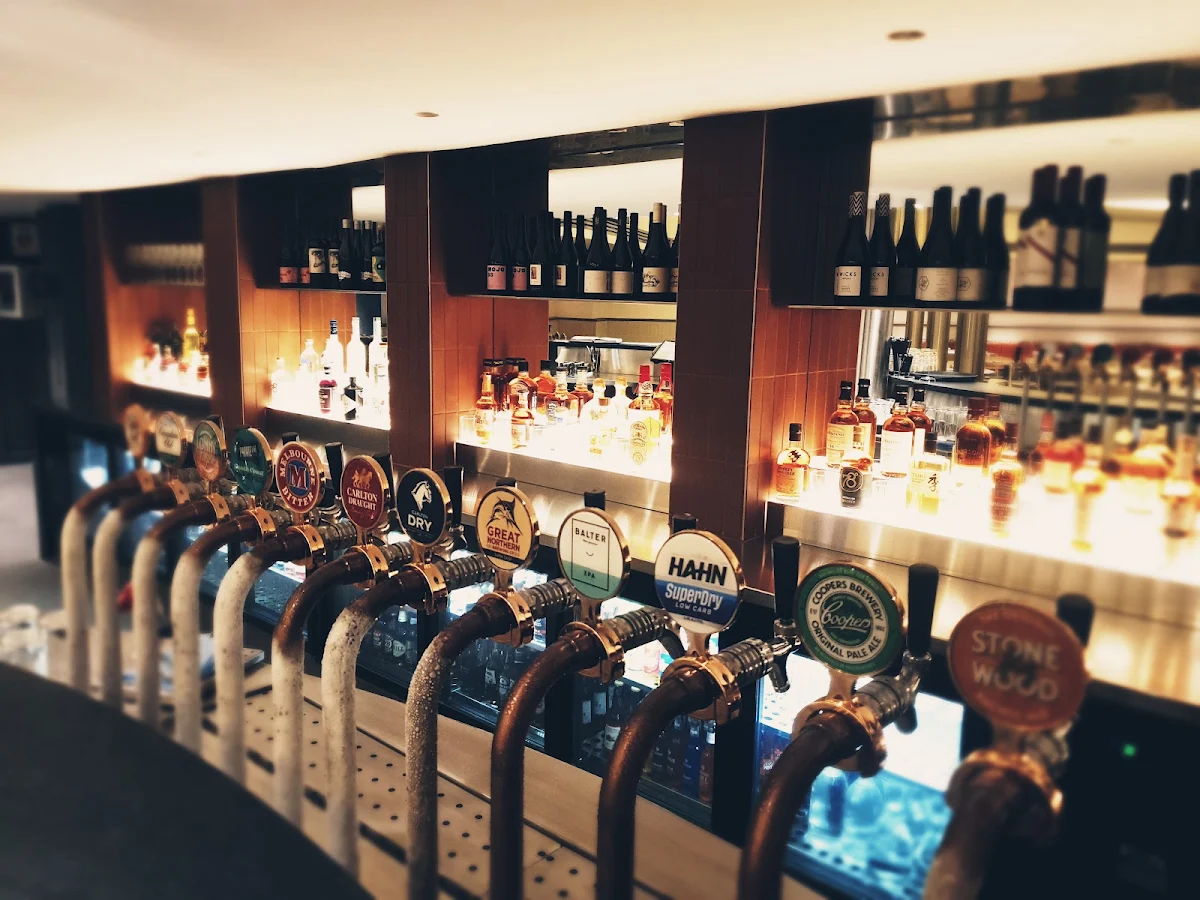 Vibe, The Lonsdale Hotel