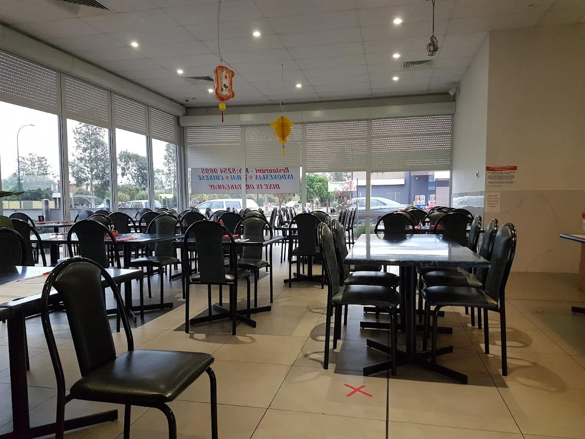 Vibe, Queen Bee Chinese Restaurant