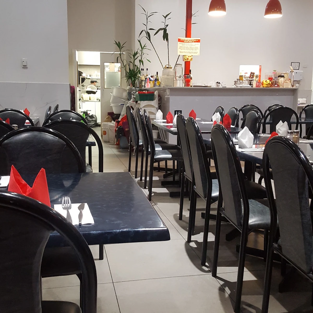 Vibe, Queen Bee Chinese Restaurant