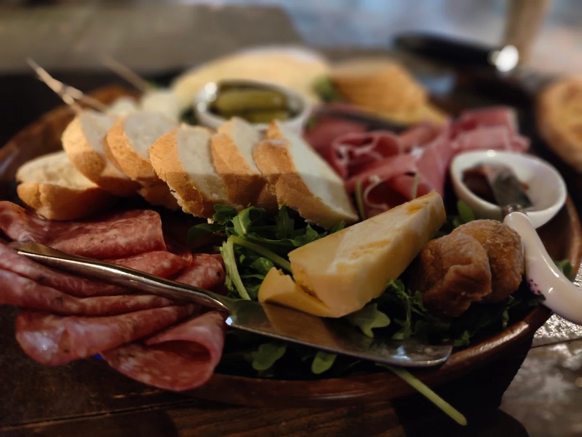 Food & drink photo 2