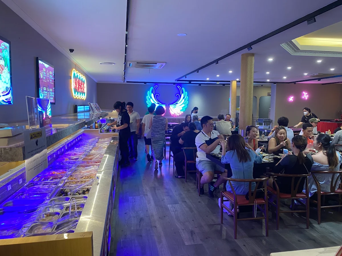 Vibe, The New Tang Restaurant and KTV