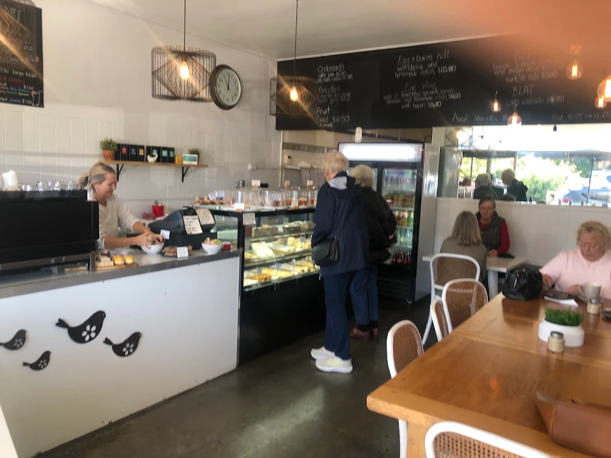 Vibe, Little Birdy Cafe