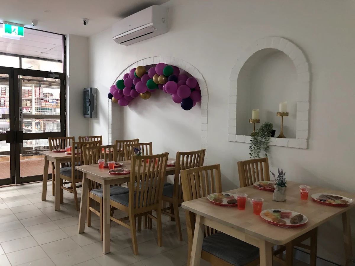 Vibe, Nababi Bangladeshi Restaurant