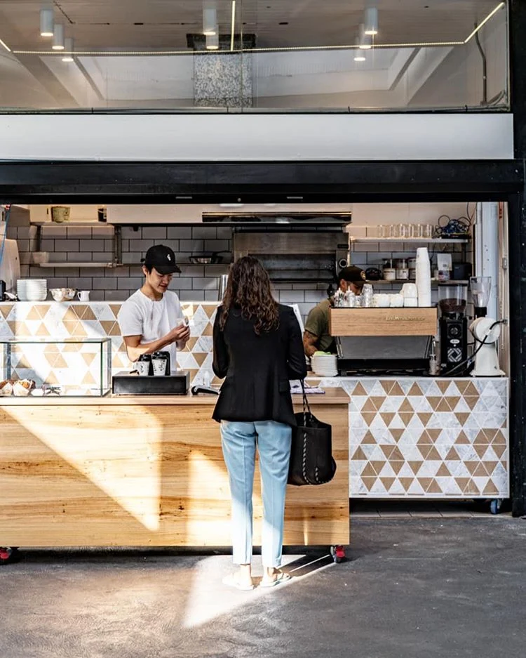 Cafe Monstera cover