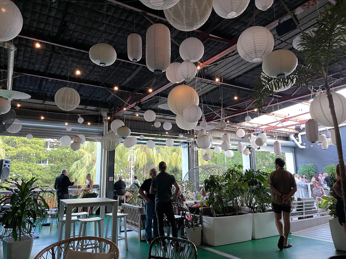 Vibe, Charlie's of Darwin