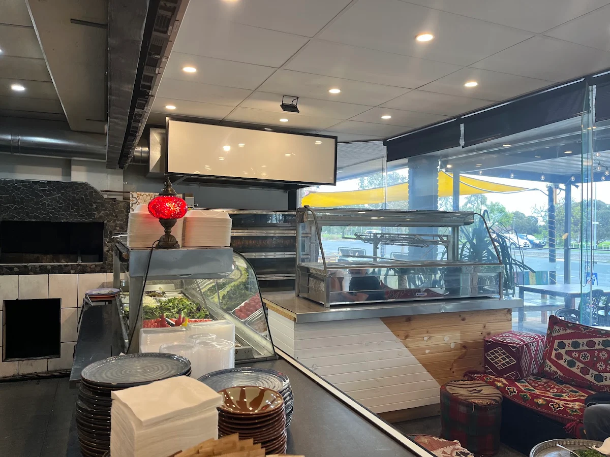 Vibe, Pardis Restaurant- Persian Cuisine