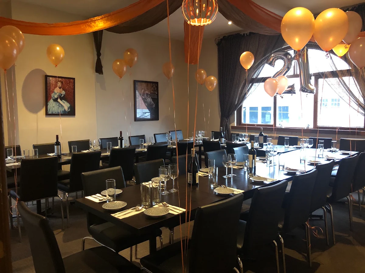 Vibe, King & I