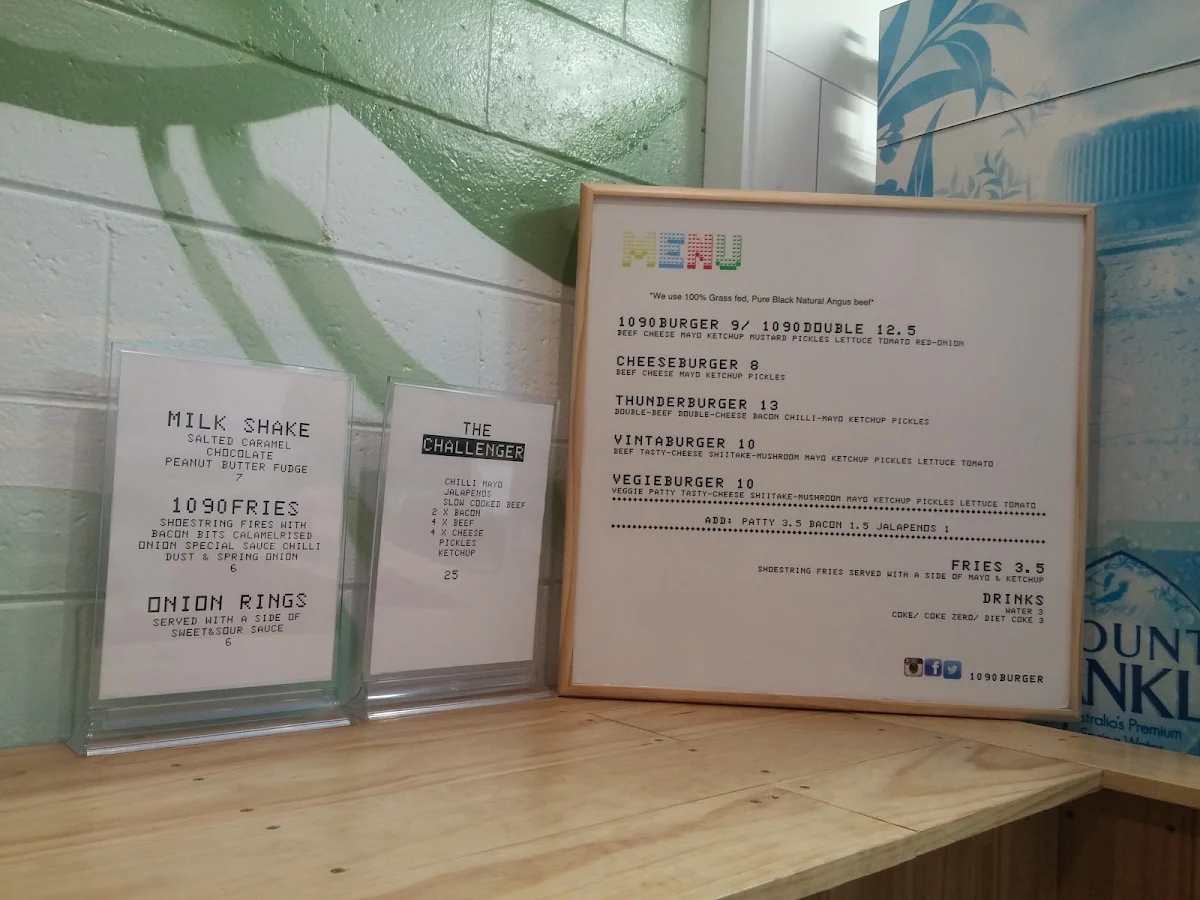 Menu, 1090 Burger