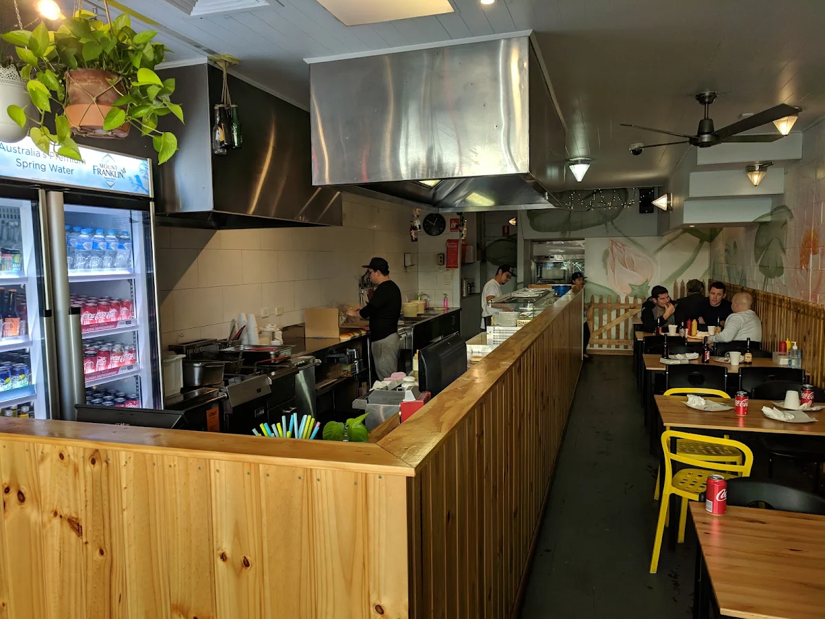Vibe, 1090 Burger