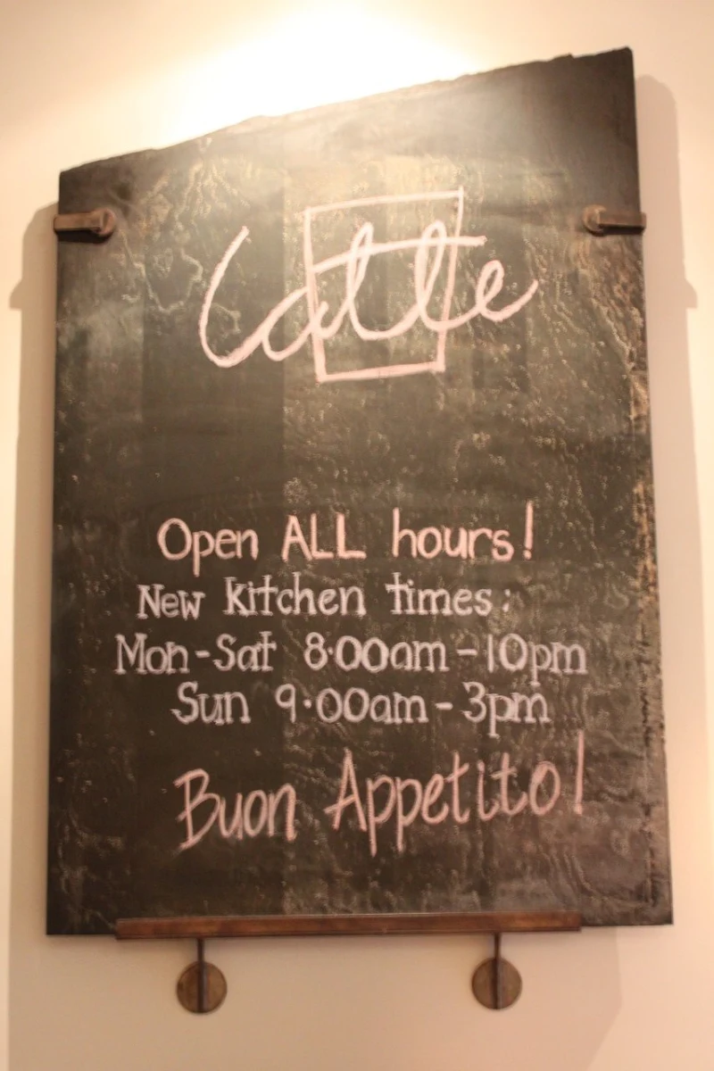 Menu, Cafe Latte