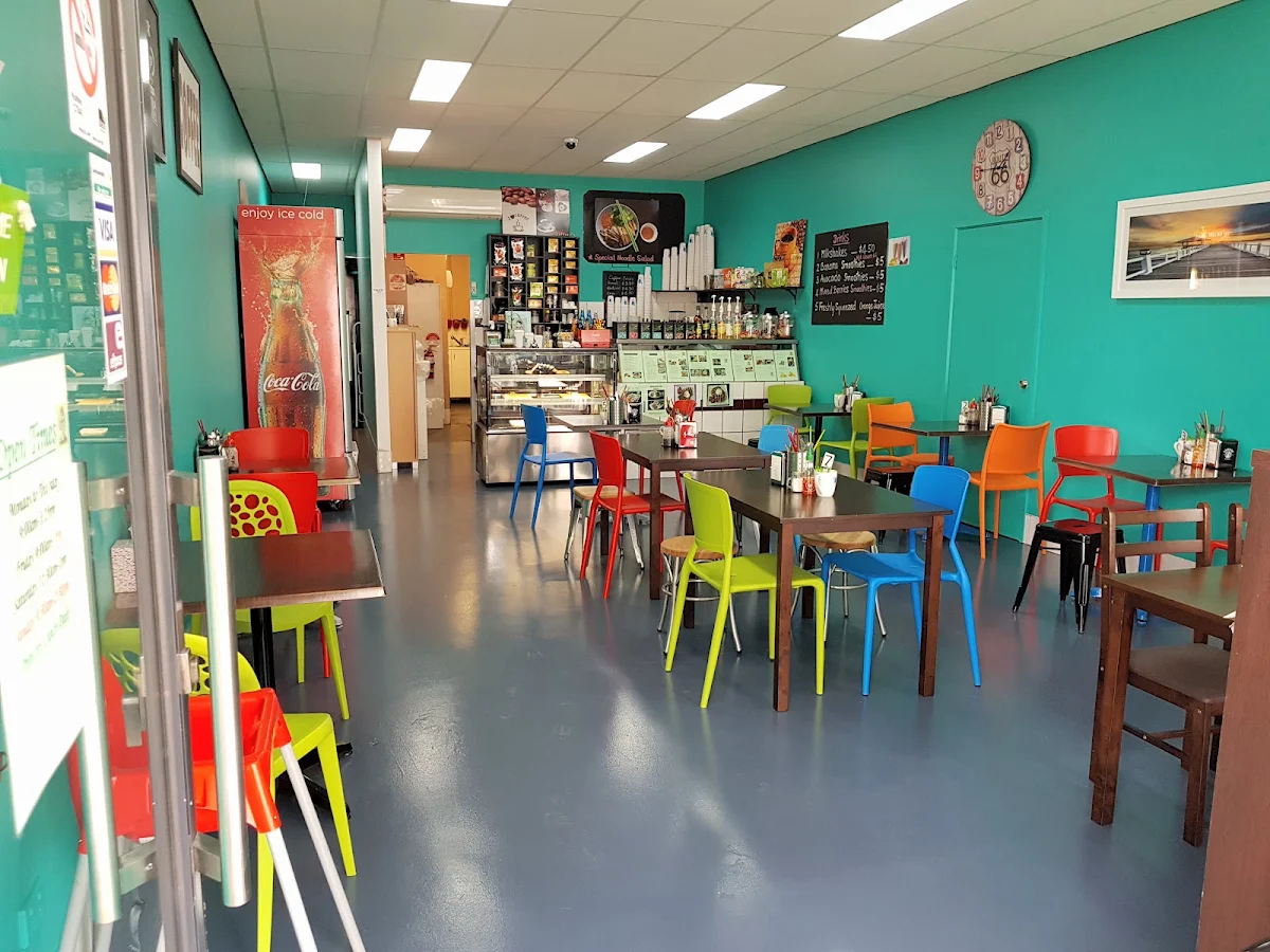 Vibe, Kitchen 8 Hastings
