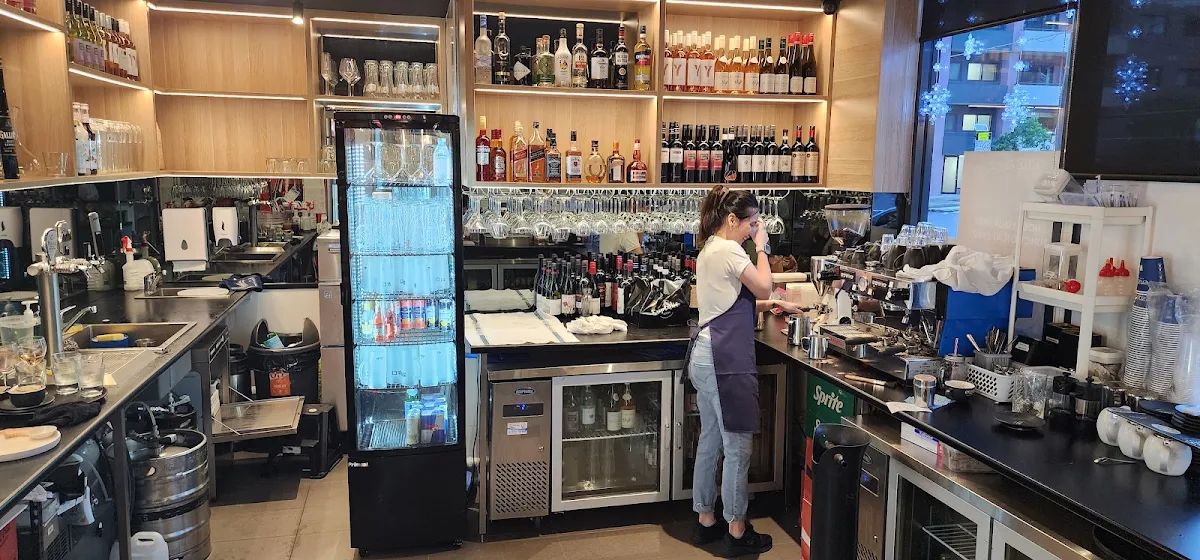 Vibe, Enzo’s Cucina Penshurst