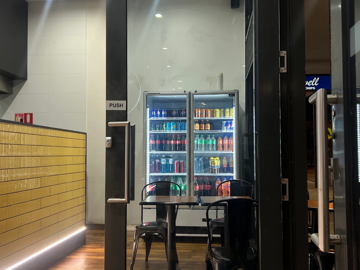 Vibe, Kings Kebab & Pizza - Gourmet Pizzas & Authentic Kebabs in Atwell WA.
