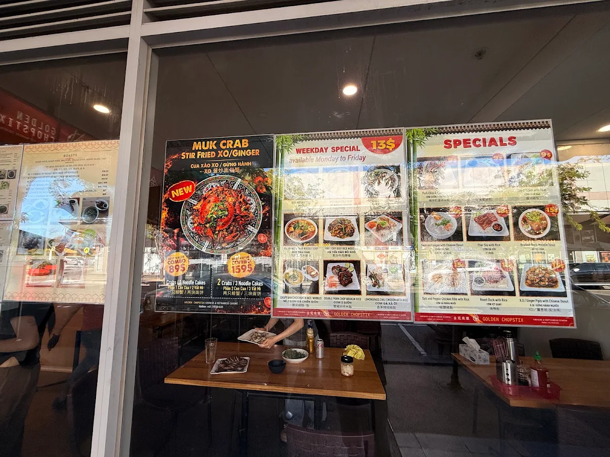 Menu, Golden Chopstix
