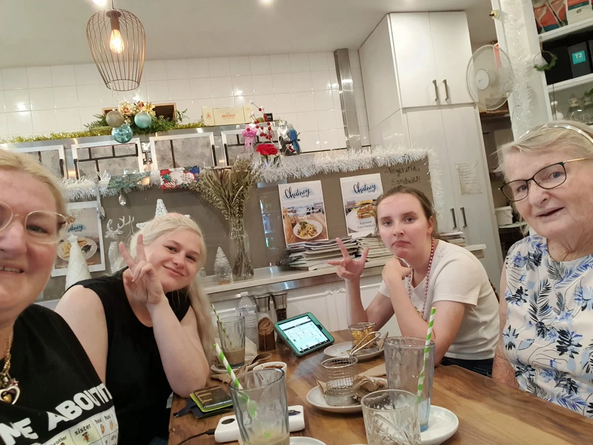 Vibe, Chutney Cafe