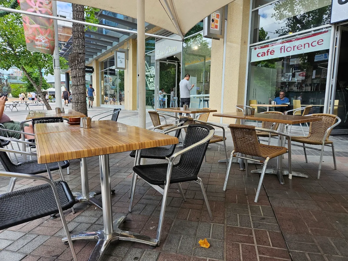 Vibe, Cafe Florence