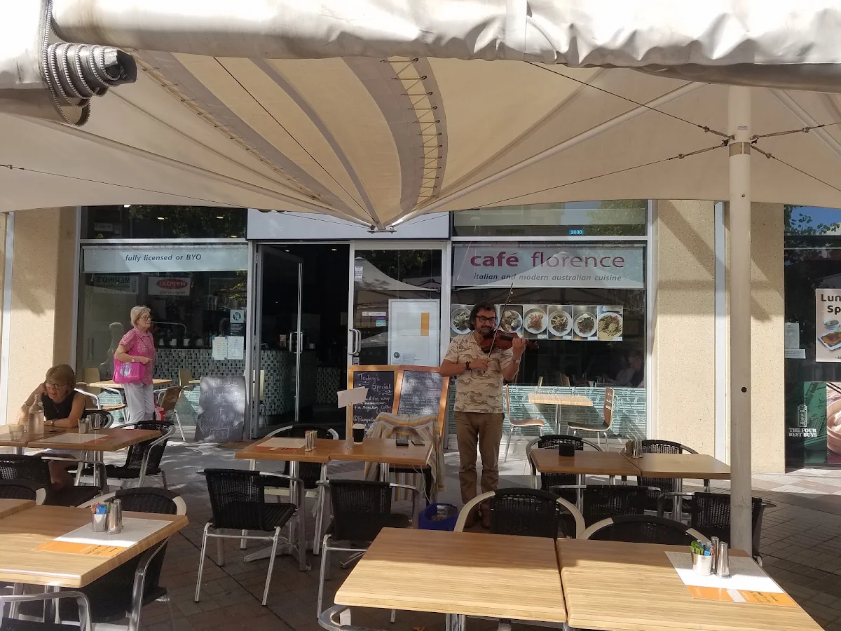 Vibe, Cafe Florence