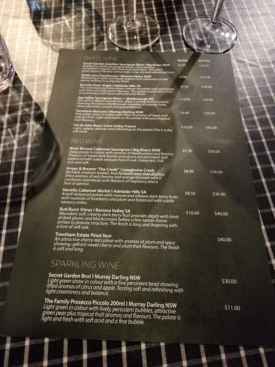 Menu, Oliva Mediterranean Restaurant