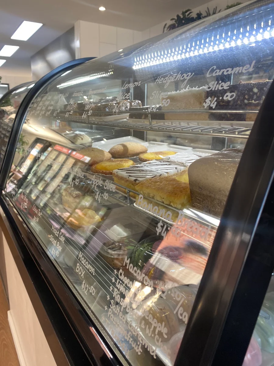 Vibe, Banh Mee Cafe