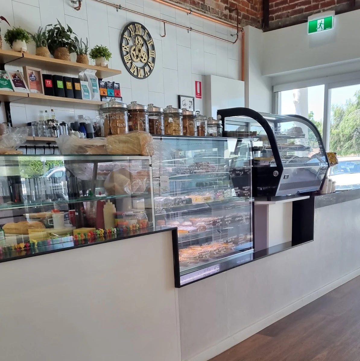 Vibe, Banh Mee Cafe