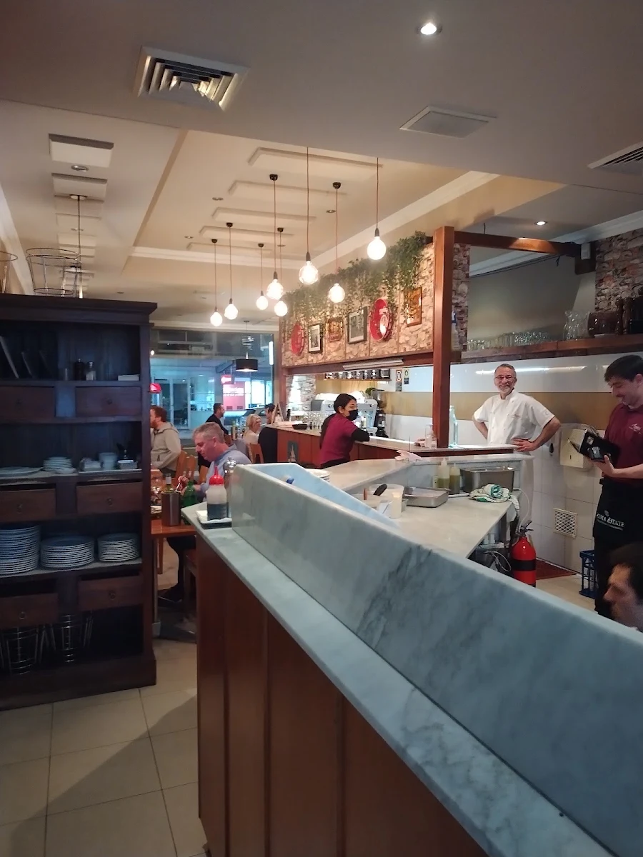 Vibe, Amici Ristorante Pizzeria Bar